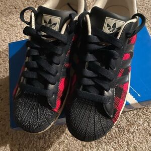 Adidas Men’s Superstar Sneakers - Navy & Red Plaid